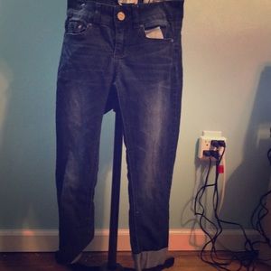 Dark wash Capri jeans